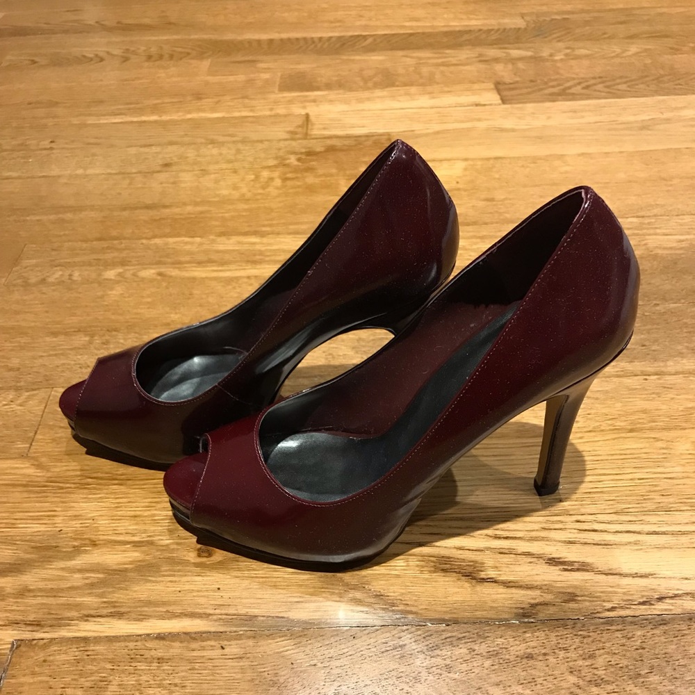 Nine West Liatris Peep Toe  Heel